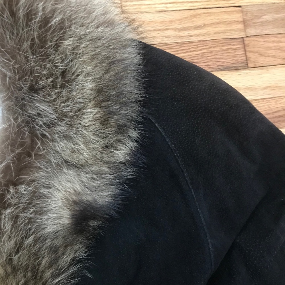 Vintage Black Suede Coat with Raccoon Fur Trim - Picture 16 of 16